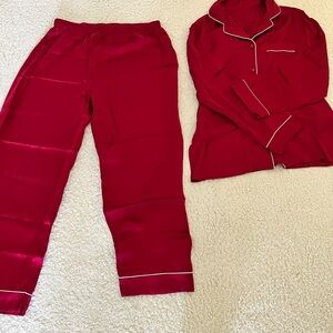 Silky Silk brand women’s dark red pajamas size large